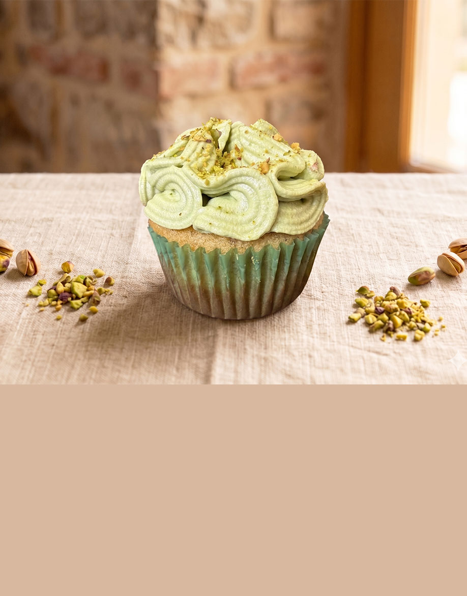 Pistachio Cupcakes - Image 2